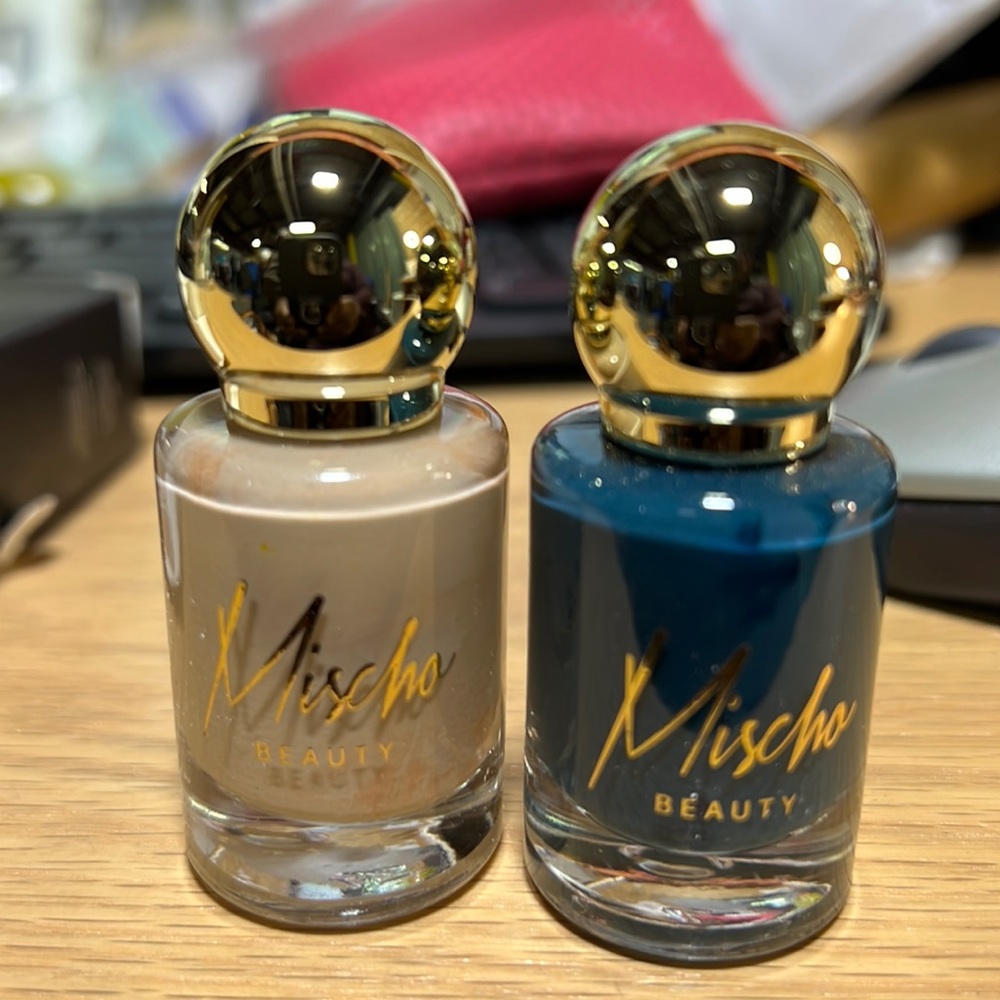 Mischo vegan nail polish